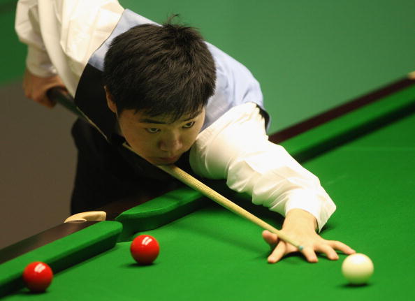 养伤近1年后复出？阿莫林：若马丁内斯进替补席，随时可登场