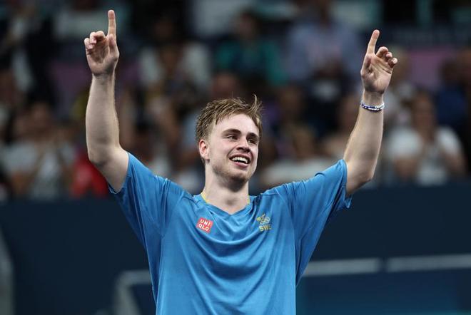 世界杯球场启用新冷却系统，科技感十足