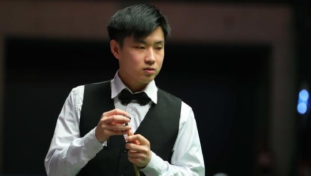 巴萨逆转取胜却迎来重磅伤情 全场最佳奥尔莫肩膀脱臼恐赛季报销