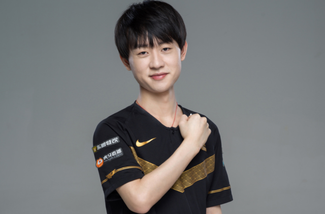 特别是在经 特别是在经