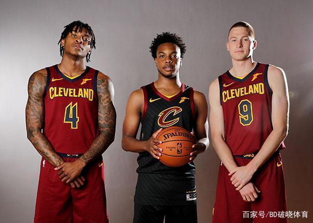 成为队内的 成为队内的